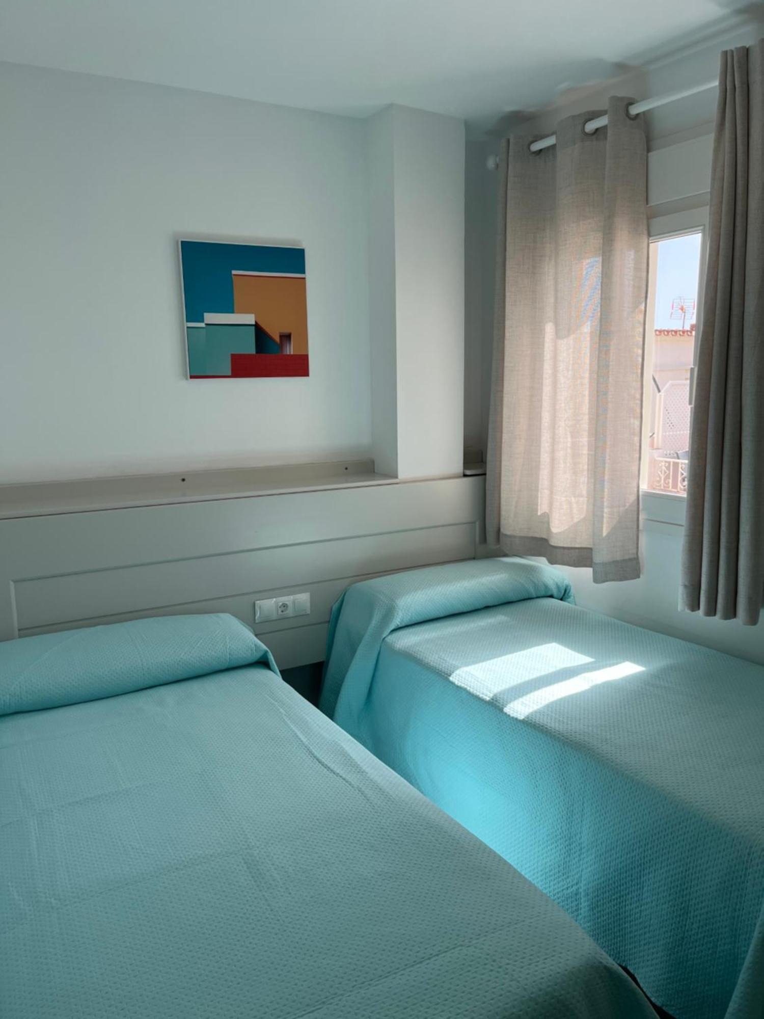 Apartamentos La Proa Torremolinos Bagian luar foto