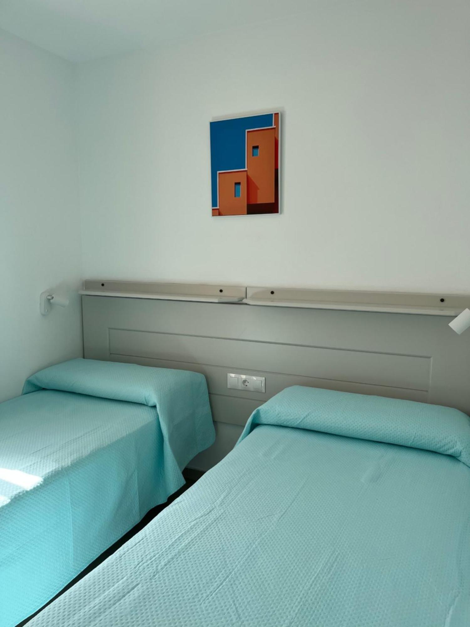 Apartamentos La Proa Torremolinos Bagian luar foto